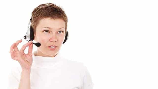 call centre agent 18741 640 e1534432635308
